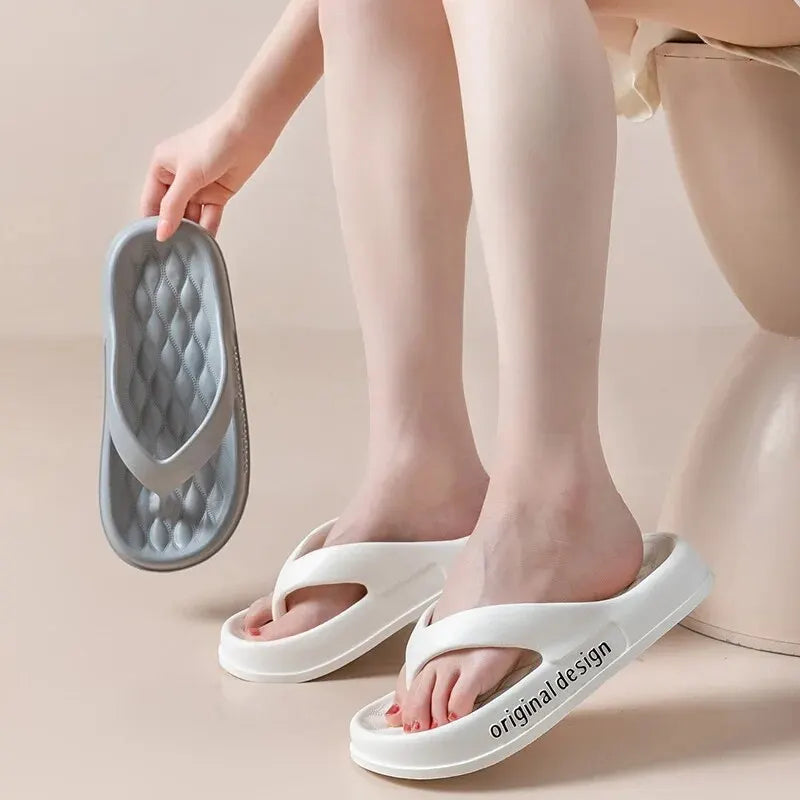 StepUp Comfort — Chinelos de Plataforma Antiderrapantes para Estilo e Conforto em Casa